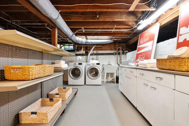 706 Edgewood Road, San Mateo CA: https://media.crmls.org/mediaz/b275f8e9-6795-4ed2-9e6c-37a559ce573a.jpg