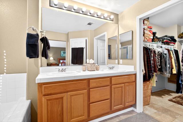 Detail Gallery Image 48 of 62 For 5531 Foxtail Loop, Carlsbad,  CA 92010 - 3 Beds | 2/1 Baths