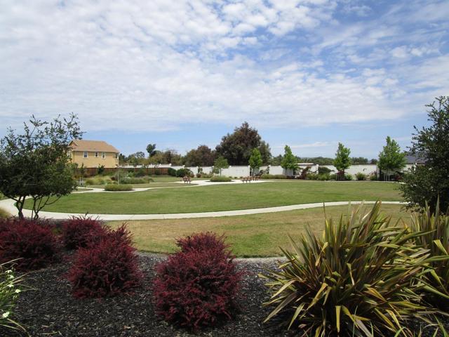 277 Copperleaf Lane, San Juan Bautista CA: https://media.crmls.org/mediaz/b276cd0a-50b4-43fc-a738-c4f61ac0e428.jpg
