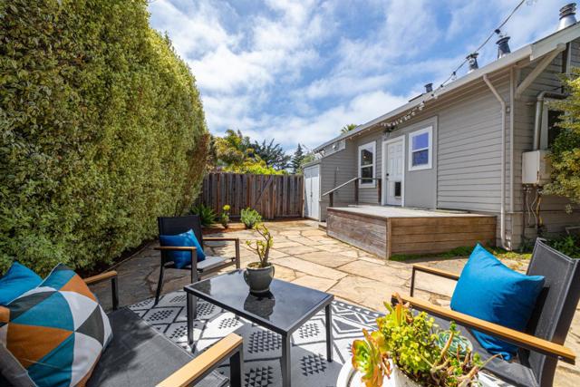 900 35th Avenue, Santa Cruz CA: https://media.crmls.org/mediaz/b2785caf-5fbb-4681-98f0-0fbc34e13d83.jpg