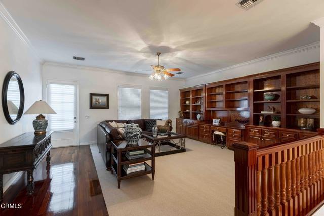 2300 Weybridge Drive, Bakersfield CA: https://media.crmls.org/mediaz/b27878d0-888a-4c3a-9b72-d873b0e69cc4.jpg