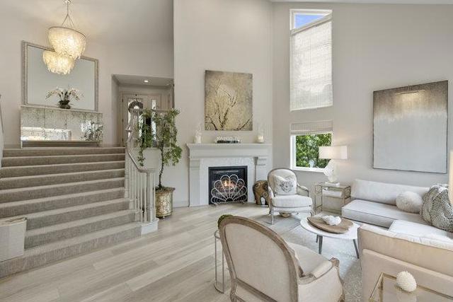 5958 Dry Oak Drive, San Jose CA: https://media.crmls.org/mediaz/b27952f6-03f8-4b70-9fa5-3b737f2c1cbb.jpg