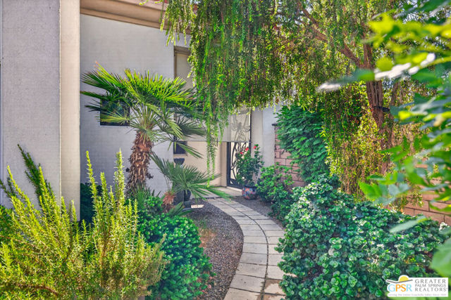 92 Clavel Court, Palm Desert, CA 92260