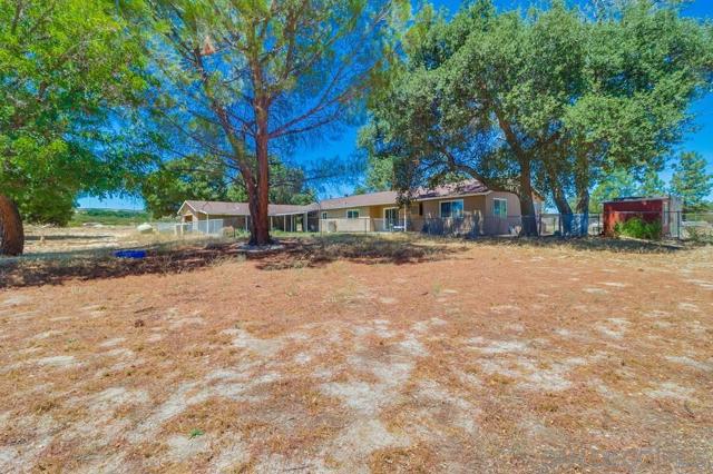 2920 Ribbonwood Rd, Boulevard CA: https://media.crmls.org/mediaz/b27a4b6f-2e33-413c-9bdb-f8720cd703f5.jpg