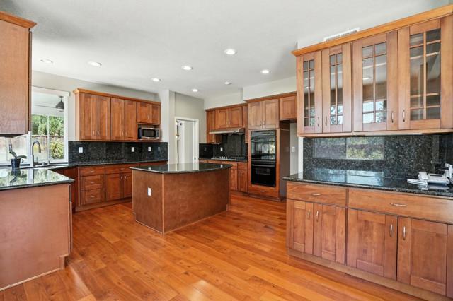 4726 Arlene Place, Pleasanton CA: https://media.crmls.org/mediaz/b27b2e6e-3b41-46fb-97f9-c938d4cf8d6e.jpg