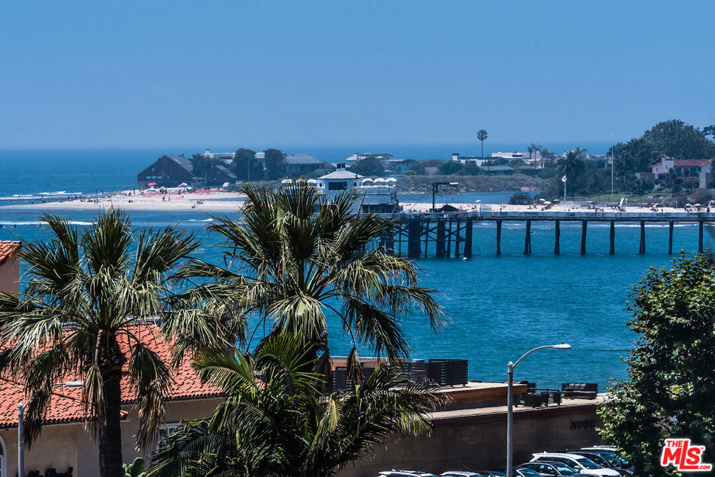 22605 Pacific Coast Highway