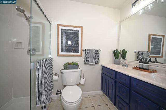 Ensuite Bath with Walk-In Shower
