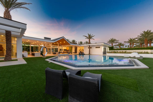 1 Makena Lane, Rancho Mirage CA: https://media.crmls.org/mediaz/b27c1e75-778b-4f62-9c74-83e99ef6b89d.jpg
