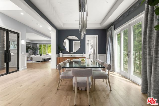 5 Bed Home for Sale in Los Angeles, California