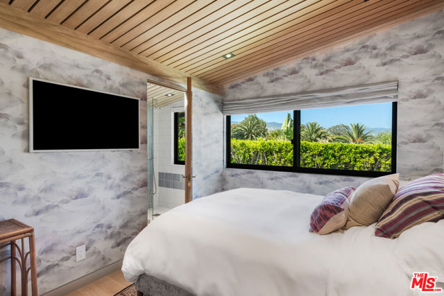 6738 Wildlife Road photo 25