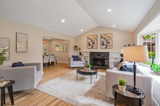 3574 Wellesley Court, Mountain View CA: https://media.crmls.org/mediaz/b27df2f7-25ab-43e6-97ff-565bad0ce8a5.jpg
