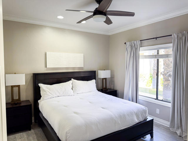 54974 Oaktree, La Quinta CA: https://media.crmls.org/mediaz/b27f5892-0e58-461c-84c6-85af062b4514.jpg