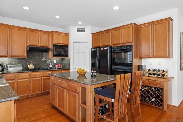 3971 Via Cangrejo,  CA: https://media.crmls.org/mediaz/b27fe4b5-0279-4485-80cb-fd52c2ab7114.jpg