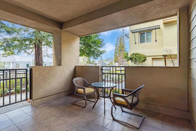 1113 Trinity Lane, Palo Alto CA: https://media.crmls.org/mediaz/b2800826-c109-4859-87a9-e76f987c5bd5.jpg