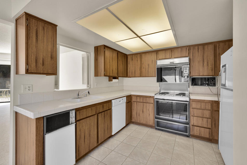 MLS #219138131DA image #13