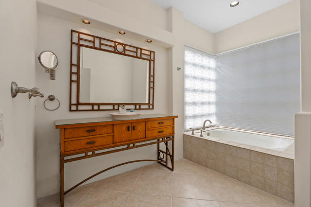 73129 Monterra Circle N, Palm Desert, CA 92260