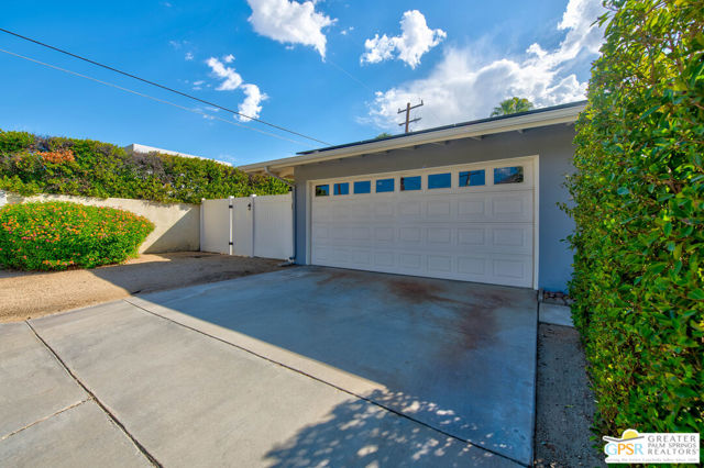 1420 E San Jacinto Way, Palm Springs, CA 92262