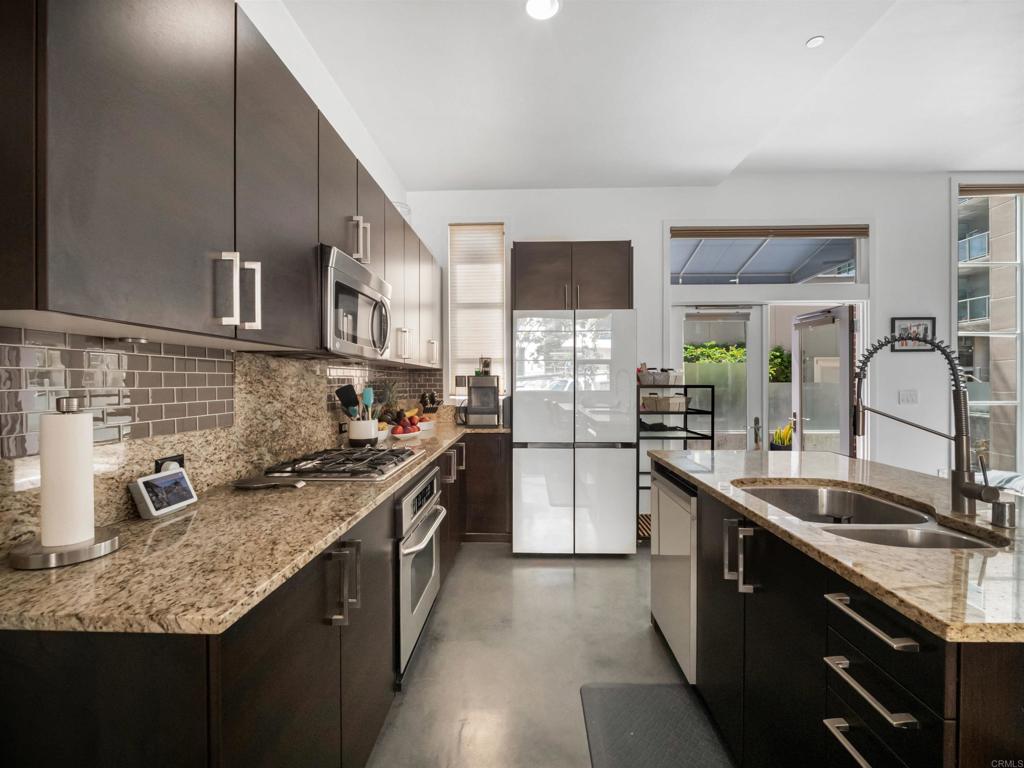 540 9th Avenue - photo 14