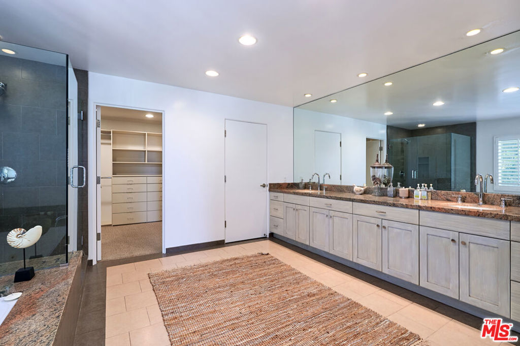 MLS #25482607 image #35