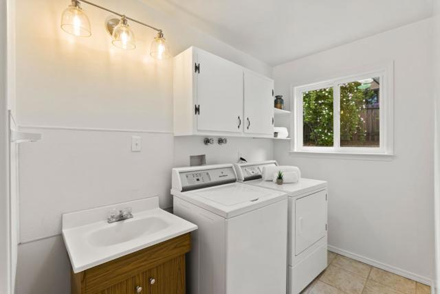 140 Virginia Avenue, Belmont CA: https://media.crmls.org/mediaz/b2853338-5275-4e1b-83d9-6ff040d0df4f.jpg