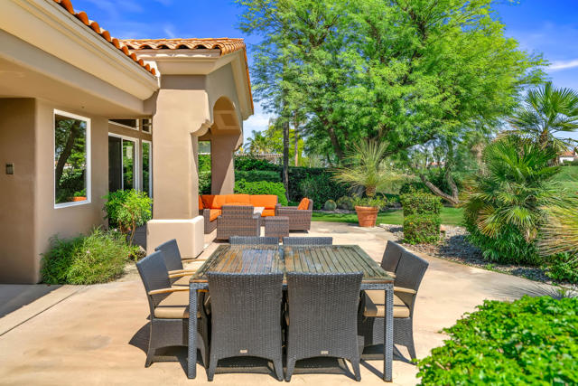 851 Mesa Grande Drive, Palm Desert, CA 92211