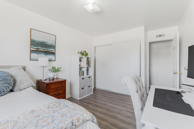 543 E Avenue J1, Lancaster CA: https://media.crmls.org/mediaz/b2874ce3-b791-44dc-81ce-1c7e0ee36d81.jpg