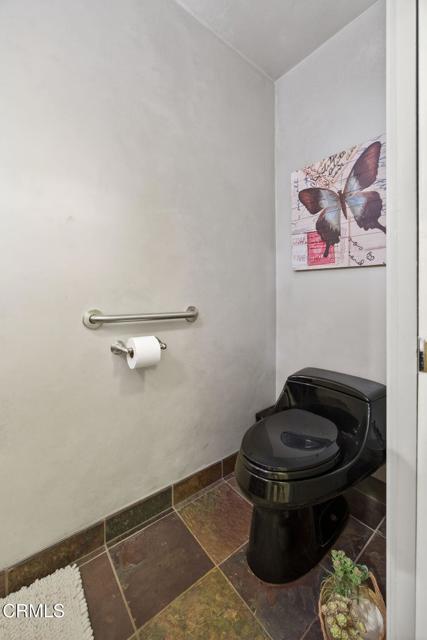 Detail Gallery Image 38 of 62 For 1610 Edgewater Ln, Camarillo,  CA 93010 - 3 Beds | 2/1 Baths