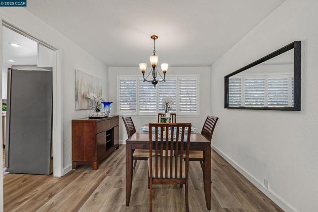 3641 Shenandoah Ct, Pleasanton CA: https://media.crmls.org/mediaz/b288a1f2-a572-42a5-af36-08e039199cd1.jpg