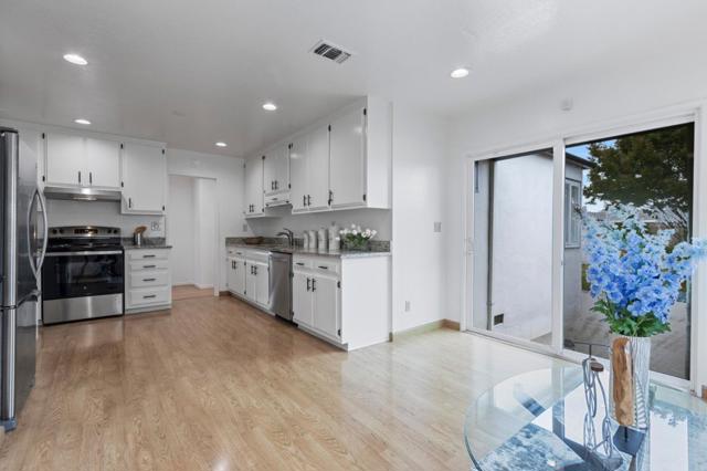 1291 Linton Street, San Leandro CA: https://media.crmls.org/mediaz/b28a473e-bc89-467f-859e-26e136db9b74.jpg