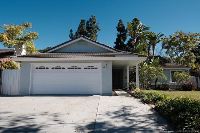 4835 Glenhaven Dr, Oceanside CA: https://media.crmls.org/mediaz/b28a6432-f9ed-47f6-bdf7-69dc788ab48a.jpg