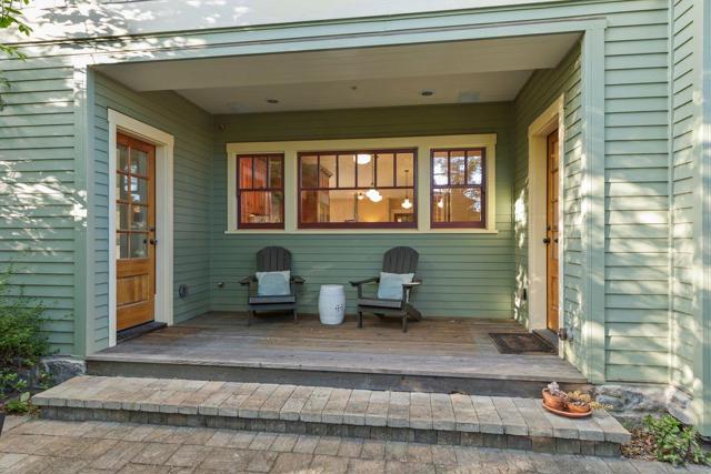 385 Miramar Drive, Half Moon Bay CA: https://media.crmls.org/mediaz/b28b162f-bdbf-47e5-9561-400b25894f61.jpg