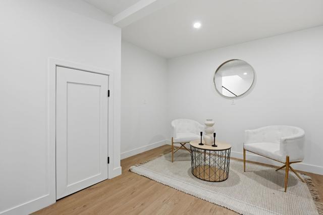 Detail Gallery Image 13 of 26 For 4880 Lantana Dr, San Diego,  CA 92105 - 2 Beds | 2 Baths