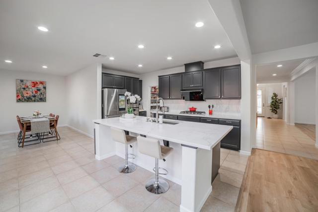 711 W Glendora Avenue, Mountain House CA: https://media.crmls.org/mediaz/b28c1fa8-5943-4ba3-b737-55dc9faa2378.jpg