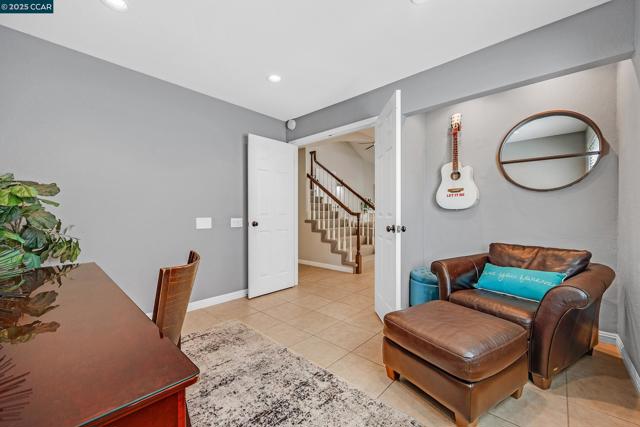60 Rainbow Cir, Danville CA: https://media.crmls.org/mediaz/b28c3d52-70c9-4b23-ad25-7bfef01aead5.jpg