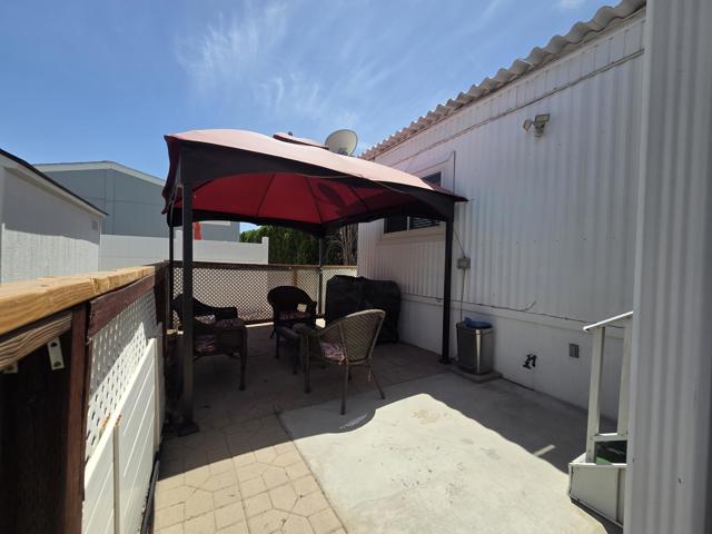 24 Mesa View Drive, Cathedral City CA: https://media.crmls.org/mediaz/b28dfc84-09db-4294-87de-3e3e8d8aad44.jpg