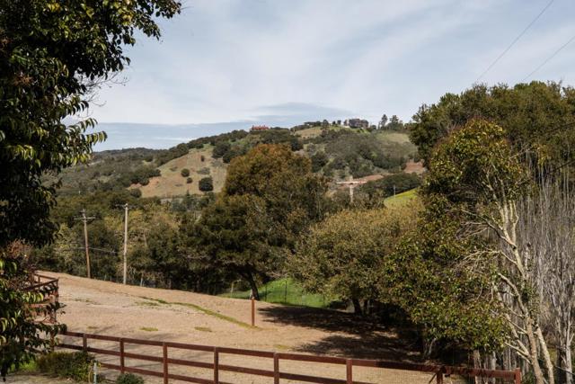 252 Raymundo Drive, Woodside CA: https://media.crmls.org/mediaz/b28eb162-89ed-49d0-8ef2-8af9a9c74929.jpg