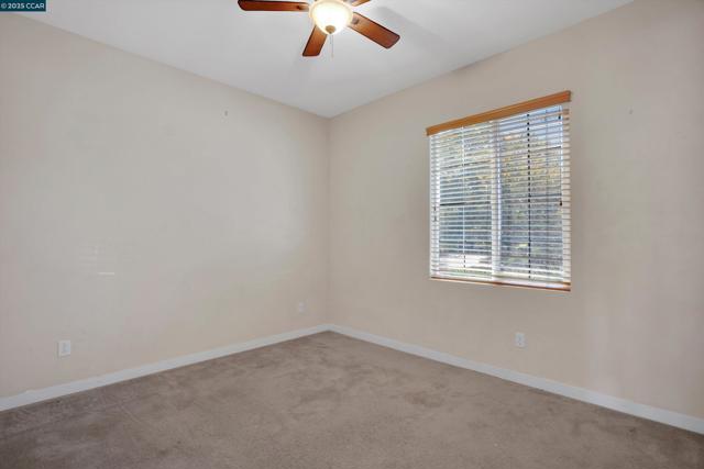 1030 Clear Lake Dr, Oakley CA: https://media.crmls.org/mediaz/b28ec5b6-4882-4ee1-9100-3049423f2578.jpg