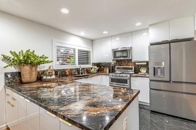1992 Montemar Way, San Jose CA: https://media.crmls.org/mediaz/b28f7c7b-f59b-4871-84ce-9396844cd120.jpg