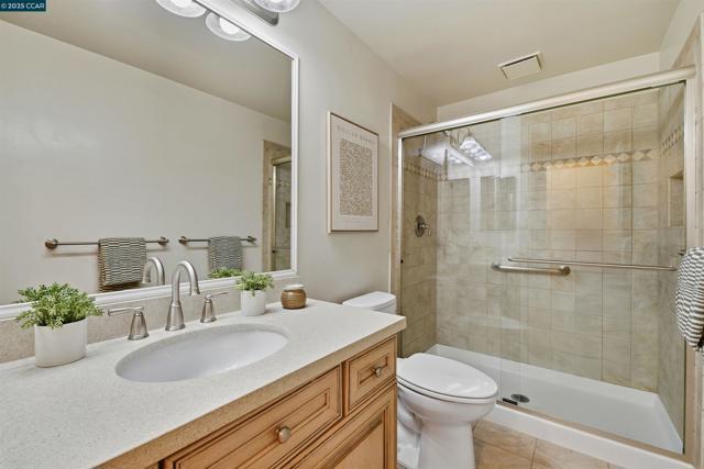 3711 Terra Granada Dr, Walnut Creek CA: https://media.crmls.org/mediaz/b28fa3c7-476b-43f2-ba8b-934b5877188f.jpg