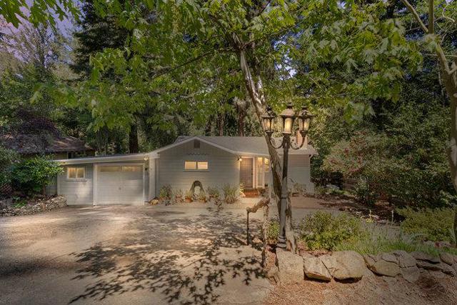 345 Saint Francis Drive, Boulder Creek CA: https://media.crmls.org/mediaz/b2901c63-f937-4a57-a15f-866769dc36b0.jpg