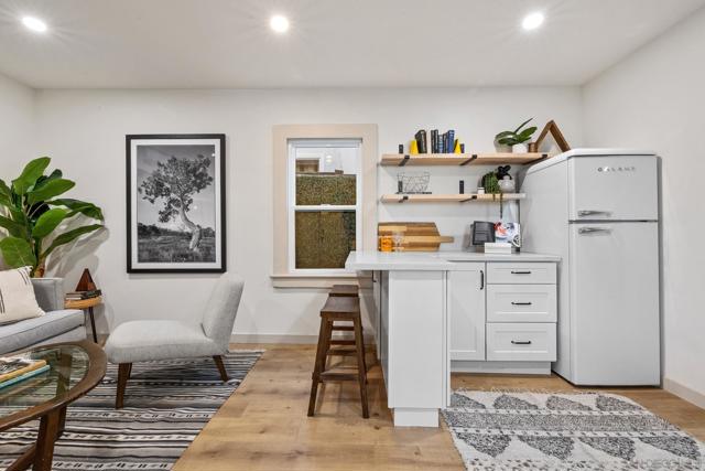 1203 N Normandie Ave, Los Angeles CA: https://media.crmls.org/mediaz/b29095dc-f25b-4ec2-b271-ab0acc3afa35.jpg