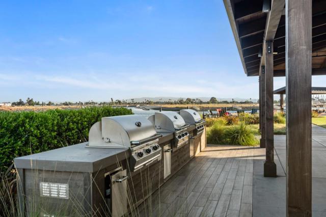 854 Freeboard Court, Bethel Island CA: https://media.crmls.org/mediaz/b291d043-0f7e-4eb8-9866-57c8726899fa.jpg