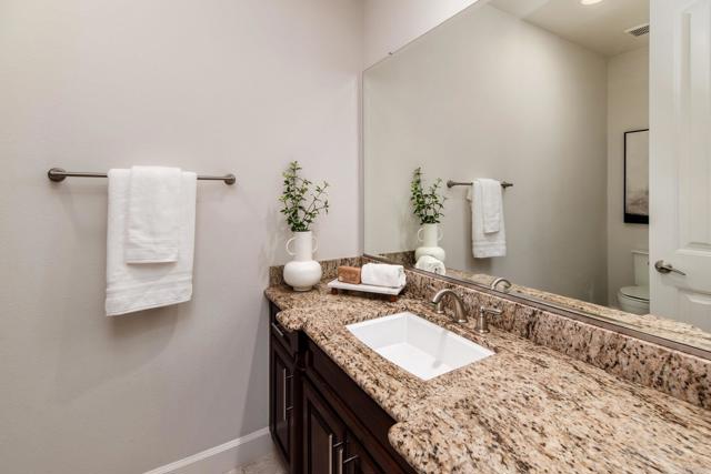 Detail Gallery Image 23 of 48 For 548 Quail Pointe Ln, Encinitas,  CA 92024 - 5 Beds | 5/1 Baths