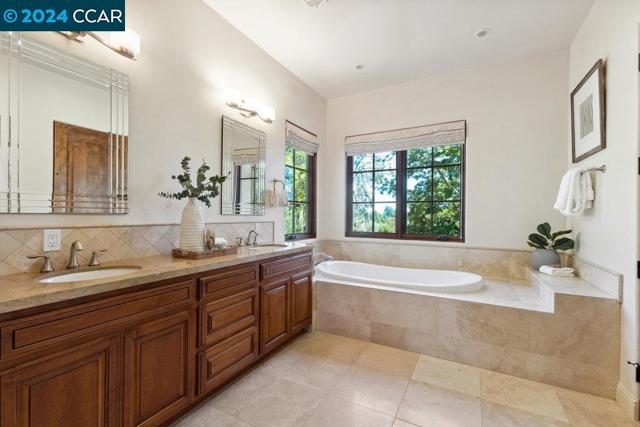 Image 26 of 60 For 1740 Toyon Rd