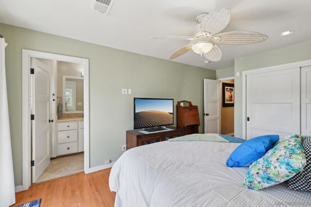 4065 Sequoia St, San Diego CA: https://media.crmls.org/mediaz/b2971d54-fb79-4304-9ff1-f1d22d3cb972.jpg