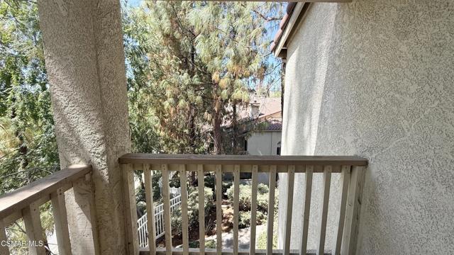 5824 Oak Bend Lane, Oak Park CA: https://media.crmls.org/mediaz/b2974e30-6686-4eab-b0a4-de668bd1b036.jpg