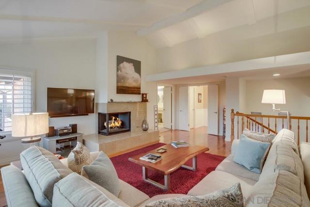 1963 Hacienda Circle, El Cajon CA: https://media.crmls.org/mediaz/b297ff1c-2071-4e7b-b3ab-8a7da5ceb937.jpg
