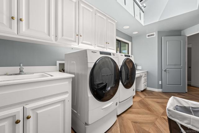 32676 Taspa Ct, Pauma Valley CA: https://media.crmls.org/mediaz/b298dc51-dacb-464e-bed2-2ffd3c182431.jpg