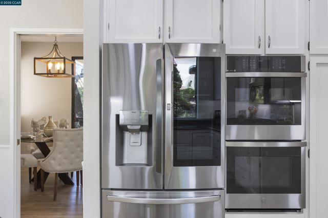 1285 Avenida Sevilla, Walnut Creek CA: https://media.crmls.org/mediaz/b2993168-41aa-43c8-889f-0dff06e579f0.jpg