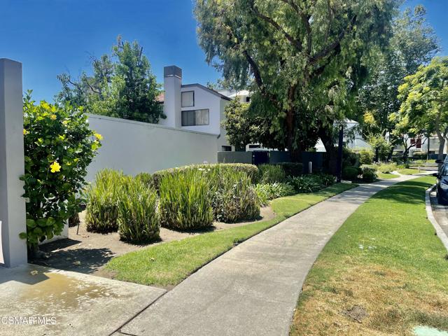 2506 Chandler Avenue, Simi Valley CA: https://media.crmls.org/mediaz/b299398c-7761-48fe-8632-d8542f827cf0.jpg